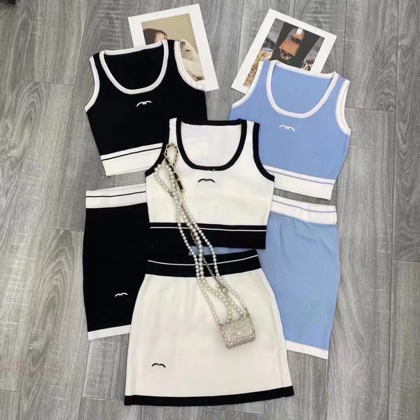 Conjunto feminino de alta qualidade, esportivo, versátil, sexy, regata feminina, meia saia, conjunto de duas peças com roupa íntima