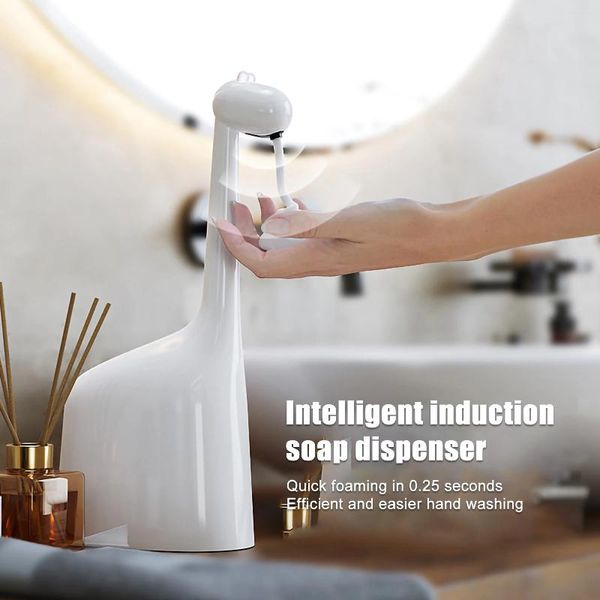 Dispenser di sapone liquido Modello giraffa automatico Sensore intelligente di grande capacità Gel doccia per piatti Macchina USB per uso domestico