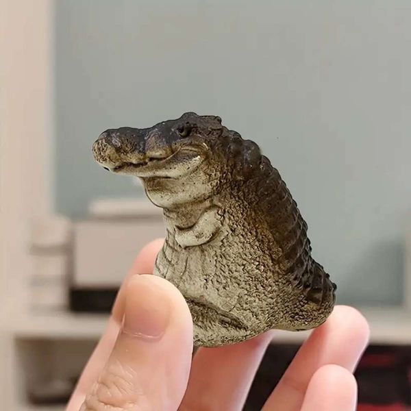 Explosões mini estátua de crocodilo resina decorativa gordinha fofa com decoração autocurativa.