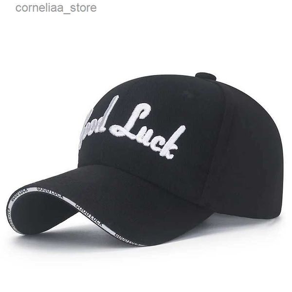 Top Caps Moda Yeni Kadın Erkekler Pamuk Beyzbol Kapakları Erkek Lady Mektubu İyi Şanslar Nakış Spor Vizörleri Kadınlar İçin Snapback Şapka Meny240315