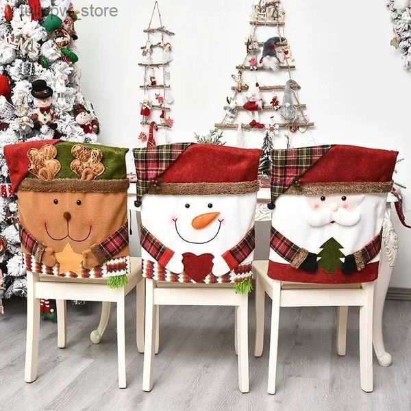 Capas de cadeira Novas decorações de Natal Capa de cadeira dos desenhos animados Santa Elk Snowman Doll Chaircover Xmas Home Ornamentos decorativos Feliz Ano Novo L240315