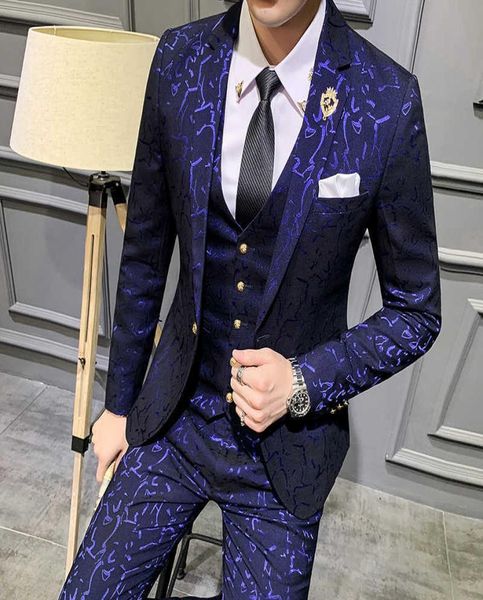 Conjuntos de terno de casamento masculino de luxo mais recente casaco calça colete design vestido ternos floral magro men039s noivo smoking terno azul real terno7413588