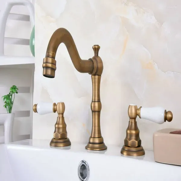 Rubinetti per lavandino del bagno Vintage Retro Ottone antico Montaggio su piattaforma Doppie maniglie Diffuso 3 fori Rubinetto per lavabo Miscelatore Rubinetti per acqua Aan073