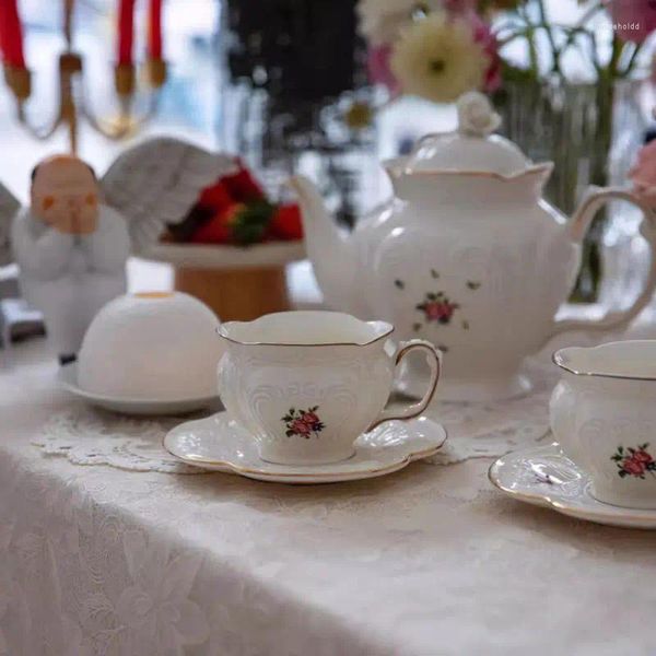 Xícaras pires retrô rosa alívio chá da tarde café europa xícara e conjunto caneca de cerâmica floral com prato de sobremesa