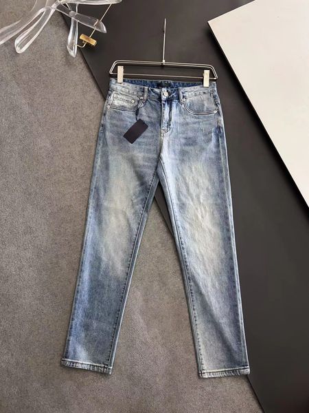 2024 tasarımcı kot pantolon denim nakış pantolon moda delikleri pantolon beden 28-40 hip hop sıkıntılı fermuar pantolon erkek üst satmak