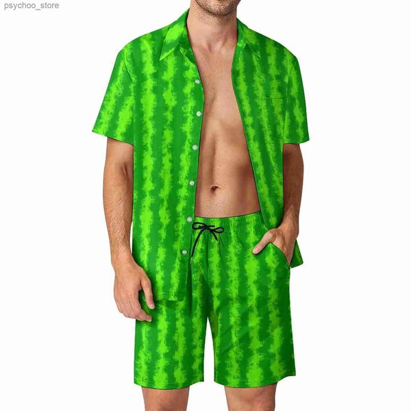 Herren-Trainingsanzüge, grün gestreiftes Herren-Set, Wassermelonen-Druck, Freizeithemd-Set, Hawaii-Strand-Shorts, Sommer-Grafik-Set, zweiteilige Kleidung in Übergröße, Q240314