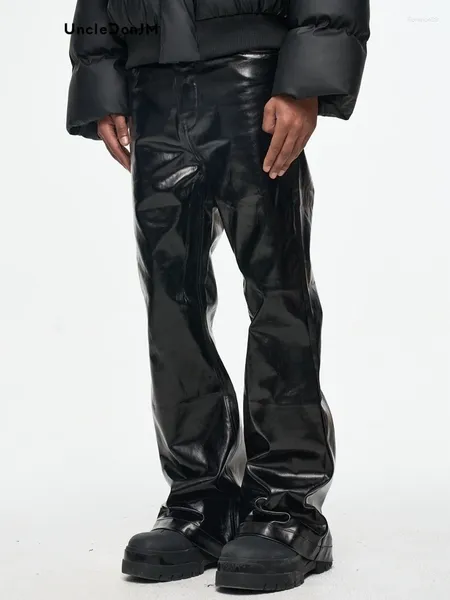 Calças masculinas pretas revestidas de couro brilhante micro-lapped jeans japonês streetwear tático