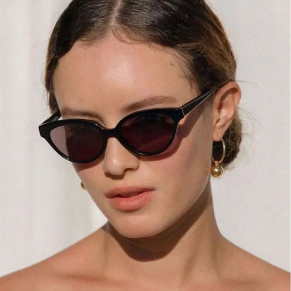 Óculos de sol 2024 marca retro feminino gato olho moda meninas poligonal proteção solar ins na moda high end sunshades