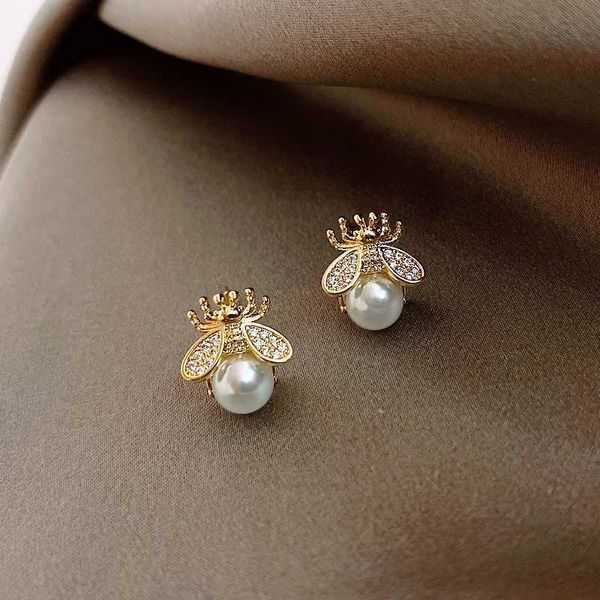 Orecchini Nuovi gioielli di moda donna di design placcato oro 14K orecchini di perle zircone ape per accessori moda per ragazze festa di Natale 230831