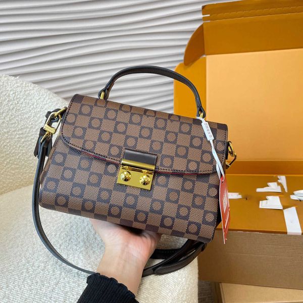 Lüks Tasarımcı Çanta Kroisette Kadın Çanta Messenger Omuz Çantası Damier MacRame Flep Ekose Tassel Handel Moda Satchel Lady Hobo Çanta 240315