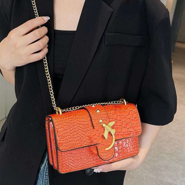 Kore versiyonu koku zinciri küçük kare çok yönlü omuz çantası yeni popüler moda crossbody kadın el çantası