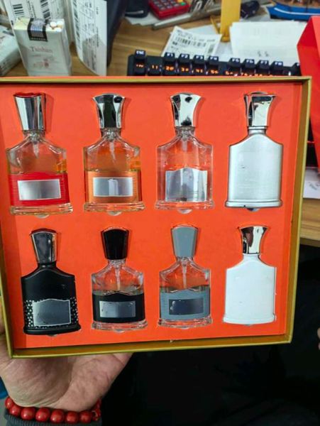 Nuovo 2024 Top Set di profumi 30ml 4 pezzi Fragranza Eau De Parfum Spray Colonia Buon odore Profumo sexy Kit regalo Disponibile Spedizione veloce