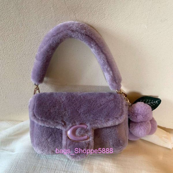 Saco de pelúcia Bobo de uva por atacado de fábrica para mulheres outono e inverno 2024 novo portátil de um ombro crossbody