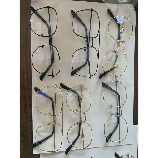 Óculos de metal anti-luz azul são de boa qualidade e preço acessível
