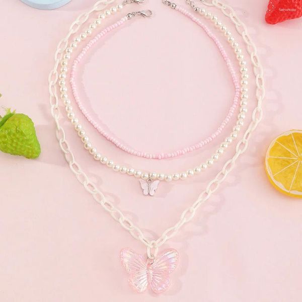 Collane con ciondolo Corea Girocollo di perle con temperamento in rilievo rosa per ragazze Ins Style Collana con farfalla trasparente in resina Set gioielli punk