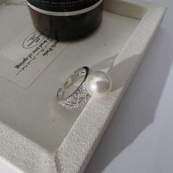Anéis de casamento S925 Sterling Silver Luxury Zircon Shijia Pearl Ring com alta qualidade e estilo elegante Novo tipo de anel de dedo indicador Q240315
