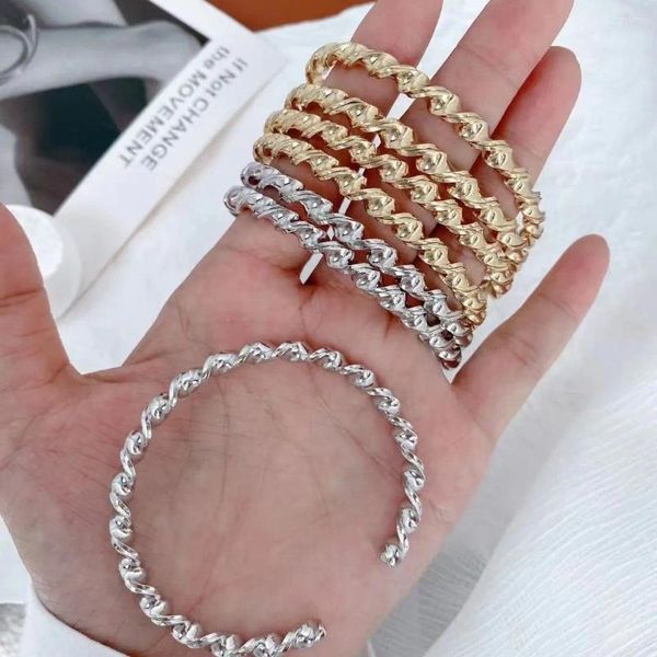 Armreifen 3pcs Gold Silber Farbe Minimalistische unregelmäßige Welle verdrehte offenes verstellbares Armband für Frauen Einfacher Mode fein Schmuck