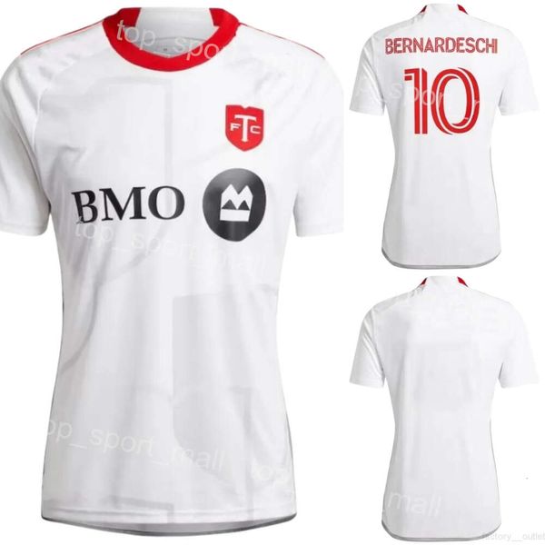 24 25 Toronto FC Soccer 10 Maglia Alejandro Pozuelo 21 Jonathan Osorio 23 Brandon Servania 28 Raoul Petretta 9 Ayo Akinola 29 Kit maglia da calcio Deandre Kerr