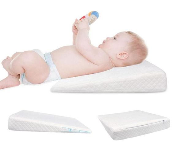 Travesseiro de cunha para bebê, posicionador de sono, berço branco, prevenção de cabeça plana, anti-refluxo, almofada de cólica elevada, travesseiro modelador 224851165