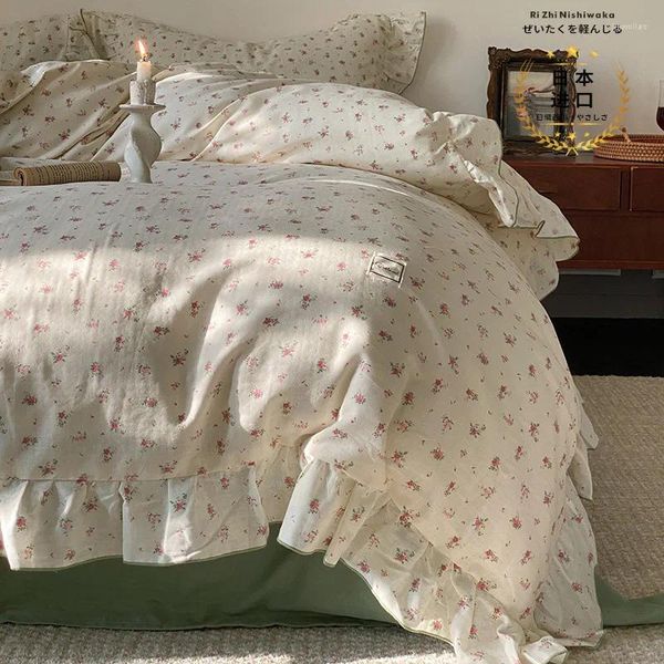 Yatak takımları küçük taze ev çift katmanlı iplik parçalanmış çiçek pamuk yatak sayfası ve yorgan kapağı