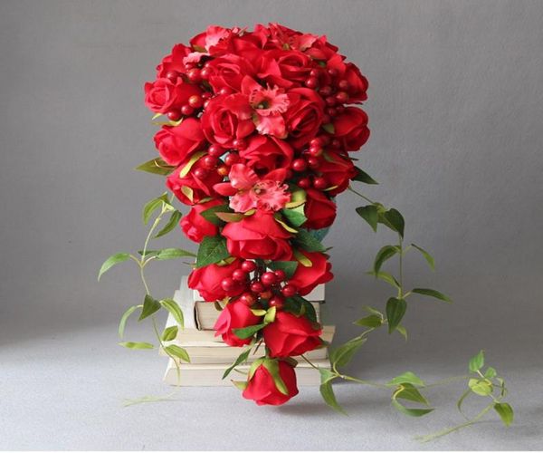 JaneVini Vintage Cascata Artificiale Bouquet da sposa Rose rosse Fiori Cascata Bouquet da sposa Fiore di seta Spilla fatta a mano Ramo7999778