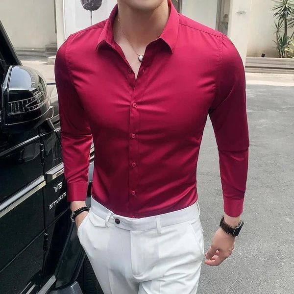 Camicie eleganti da uomo Top da uomo Business Rosso formale semplice e camicette da uomo Manica lunga Designer di lusso di alta qualità Abbigliamento in cotone vintage S