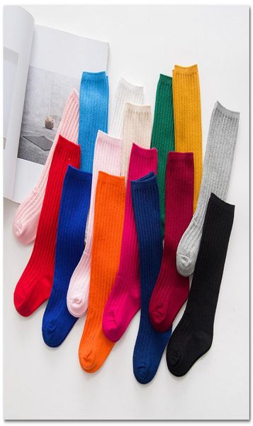 Kindersocken Mädchen Buchstaben gestrickte Freizeitsocken Designer Kinder Baumwollsocke Jungen Streifen Basketballsocken A47329622858