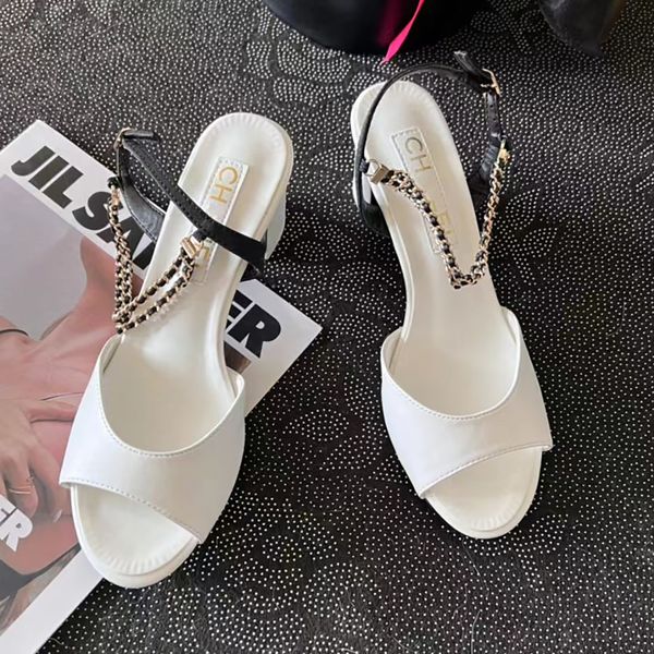Designer parigino piccolo stile c stile femminile sandali comodi comodi eleganti sandali di punta estiva sandali da donna con tacchi da donna scarpe di lusso