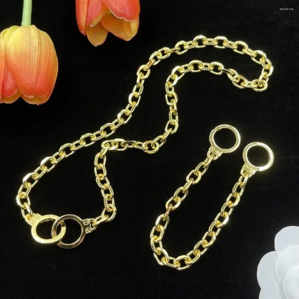 Braccialetti a maglie Manette Catena per uomini e donne Tendenza Coppie Moda Tutto il braccialetto