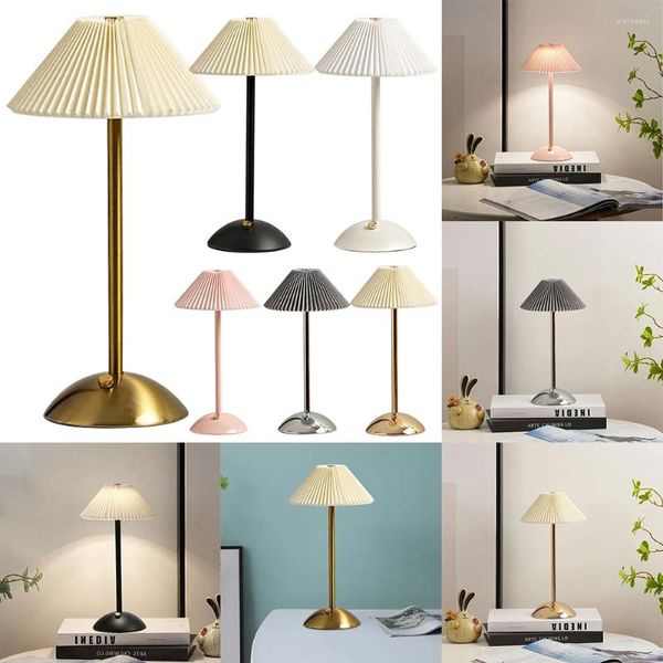 Lampade da tavolo Lampada decorativa con paralume ombrello pieghettato Comodino in stile nordico Luce per dormire Ricarica USB 3 colori per la camera da letto