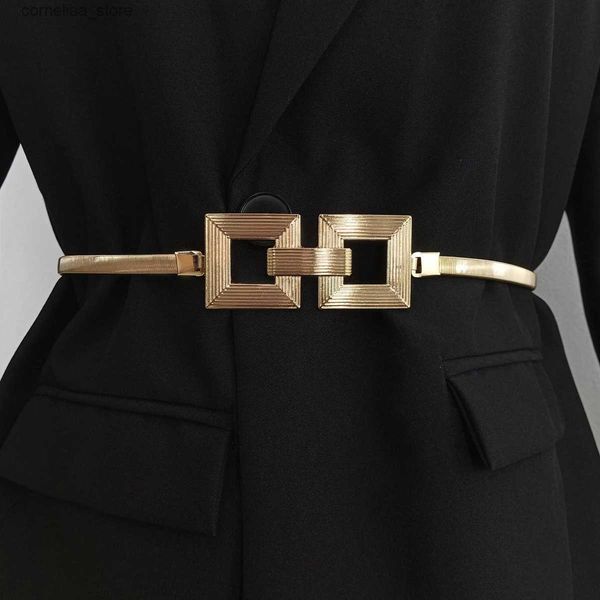 Cinture Moda Cintura a catena in oro Vita femminile Cintura elastica sottile Cinture di design per le donne Corsetto in metallo argento di lusso di alta qualitàY240315