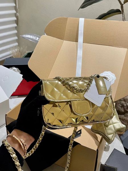 Novo design de moda feminina bolsa clássica de couro envernizado com estrelas duplas quadrada Fat Man bolsa tipo concha com padrão de diamante bolsa crossbody super tudo-em-um