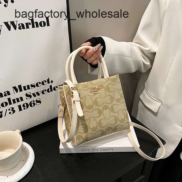 Bolsa de ombro designer europeu bolsa início da primavera nova bolsa feminina moda tote um ombro impresso violino pontuação saco portátil