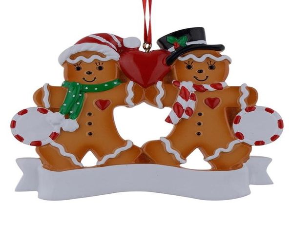 Maxora Resina Gingerbread Família de 2 enfeites de Natal com maçã vermelha como novidade personalizada para presentes para férias e casa De6092510