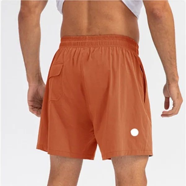 2024 Мужские спортивные короткие быстросохнущие шорты для йоги с задним карманом для мобильного телефона, повседневные брюки для бега lululy lemenly, спортивные штаны для бега