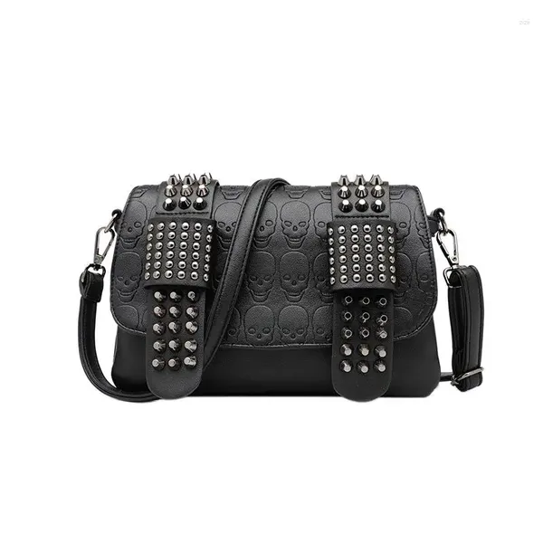 Omuz çantaları vintage marka perçin tasarımcısı messenger çanta kadınlar çaprazbdoy moda kafatası punk bayanlar trendy flep el çantaları