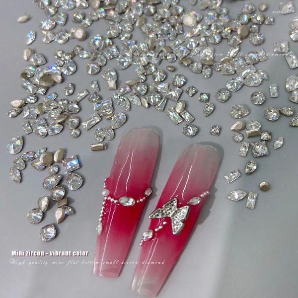 Decorazioni per nail art 50 pezzi di strass scintillanti con zirconi con retro piatto, mini pietre lucide multiforme