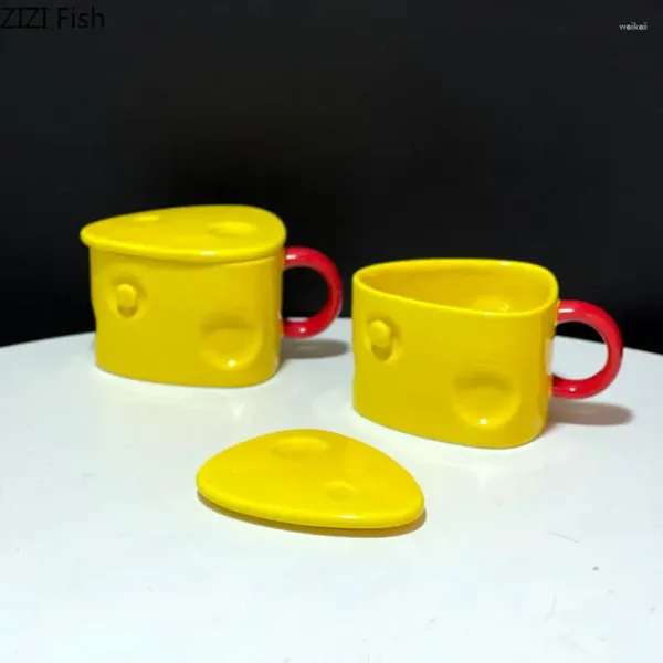 Tazze Tazza da formaggio creativa Tazza da acqua in ceramica carina di grande capacità con coperchio Home Office Coppia caffè Colazione latte regalo