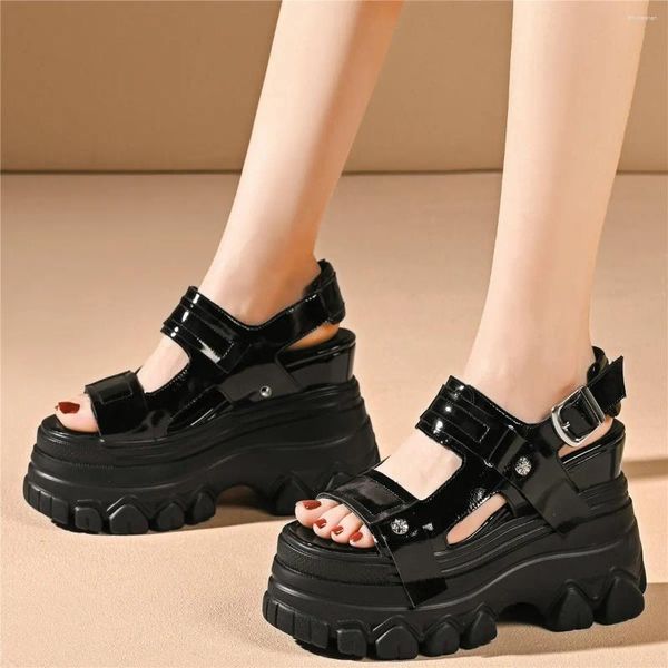 Sandalen 12 cm High Heels Mode Turnschuhe Frauen Zurück Strap Leder Keile Gladiator Weibliche Offene spitze Plattform Pumpen Casual Schuhe