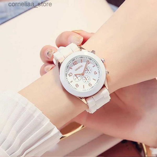 Altri orologi Moda Donna Casual e quadrante rotondo cinturino bianco da polso per orologio da polso femminile Y240316