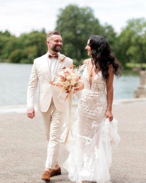 Lindo sereia vestidos de casamento de renda 2024 novo sexy cintas de espaguete apliques contas verão longo vestidos de noiva aberto volta robe de mariage bc18386