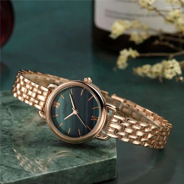 Armbanduhren 2024 Mode Rose Gold Frau Uhr Luxus Edelstahl Damen Uhren Kleines Zifferblatt Elegante Weibliche Quarz Armband Armbanduhr