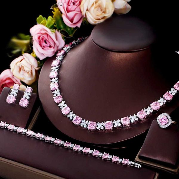 Set di gioielli da sposa CWWZircons Real Cubic Zirconia pavimentato quadrato rosa collana di lusso 4 pezzi abito da banchetto nuziale da sposa set di gioielli da donna T664 Q240316