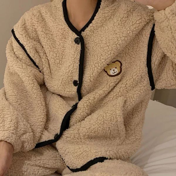 Pijamas femininos de inverno, pijamas bordados com urso kawaii, botões, gola em v, lã coral, para meninas, roupa de dormir em casa
