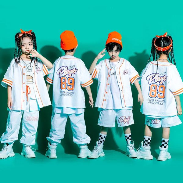 Kid Kpop Hip Hop Roupas Baseball Cardigan Camisa Top Branco Streetwear Cargo Jogger Calças Shorts para Menina Menino Jazz Dança Traje 240320