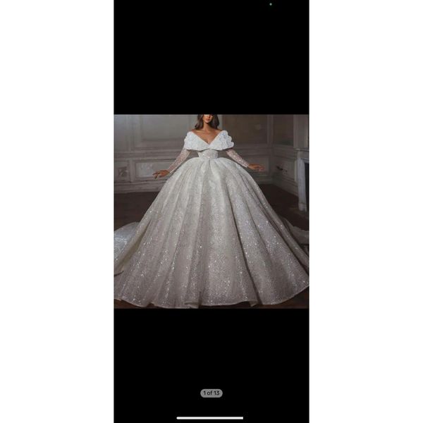 Ballkleid-Hochzeitskleider Charmante Ballkleid-Hochzeitskleider Glänzende Perlen Braut 4 Meter Sweep Schleppe Rückenfrei Schnürung Hof Custom M Otyex