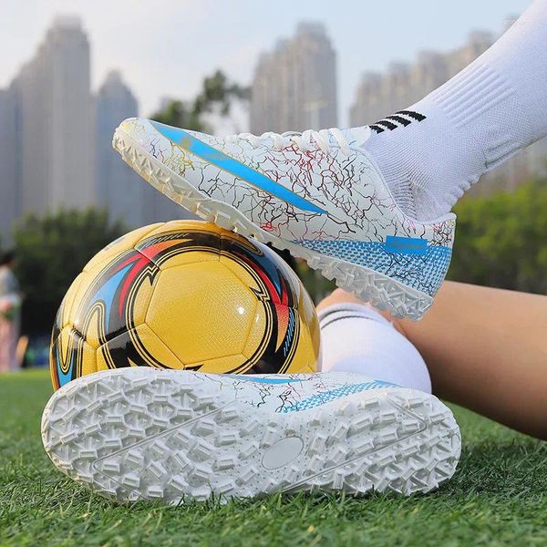 Sapatos de futebol americano turf futebol para homem branco rendas futsal ao ar livre antiderrapante treinamento homem tênis de corte baixo