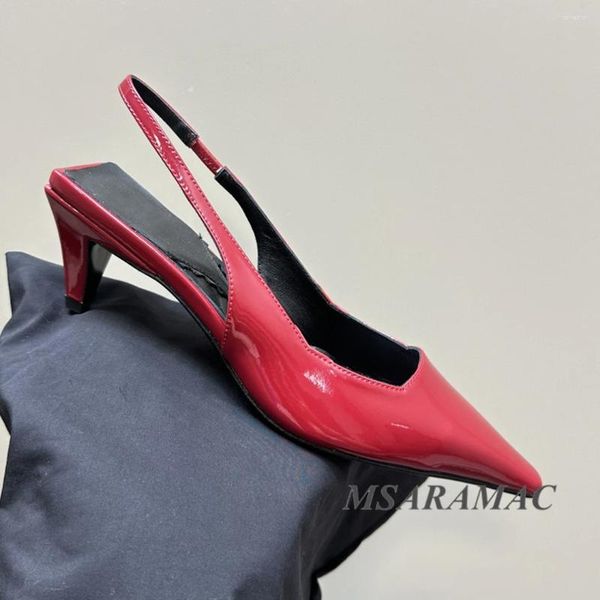 Sandali Pelle rossa lucida Punta a punta Cinturino posteriore Fodera a tacco alto Scarpe eleganti a tacco medio Estate da donna