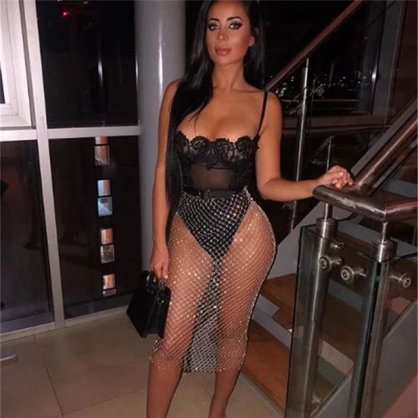 Vestidos brilhantes strass fishnet grade império sólido mini saia verão praia sexy oco out cobrir celebridade acima do joelho saias