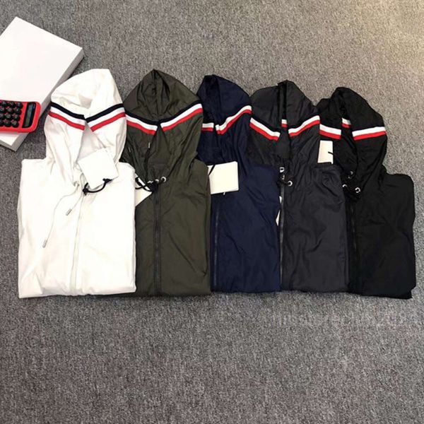 Herrenjacken, Markendesigner, Herren-Windbreaker, Herren, leichter Kapuzenpullover, Sommer-Sonnenschutzjacke, Frühlings- und Herbstjacken, Abzeichen, Nfc-Designer, S-Größe